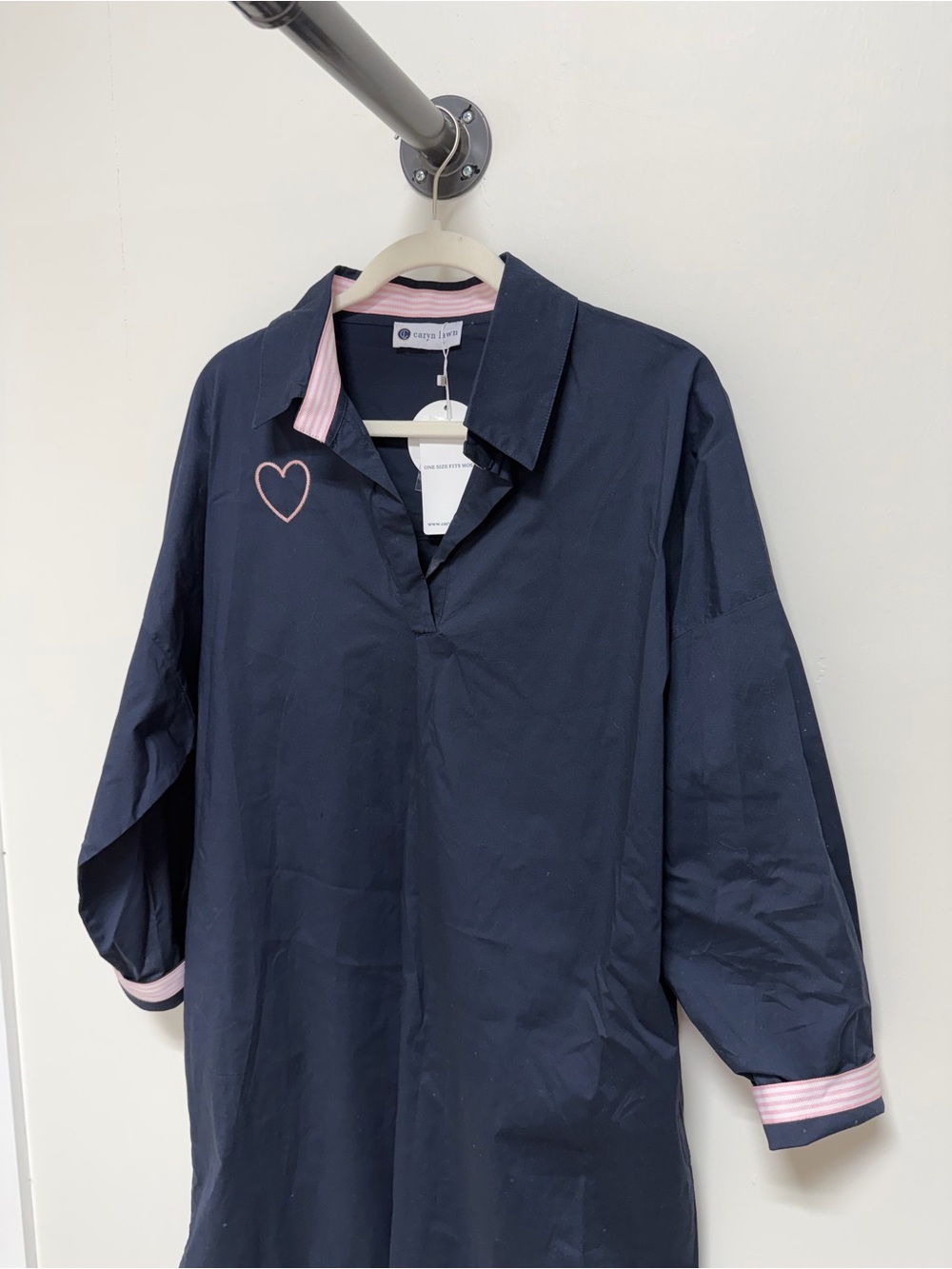 NWT! Caryn Lawn dress